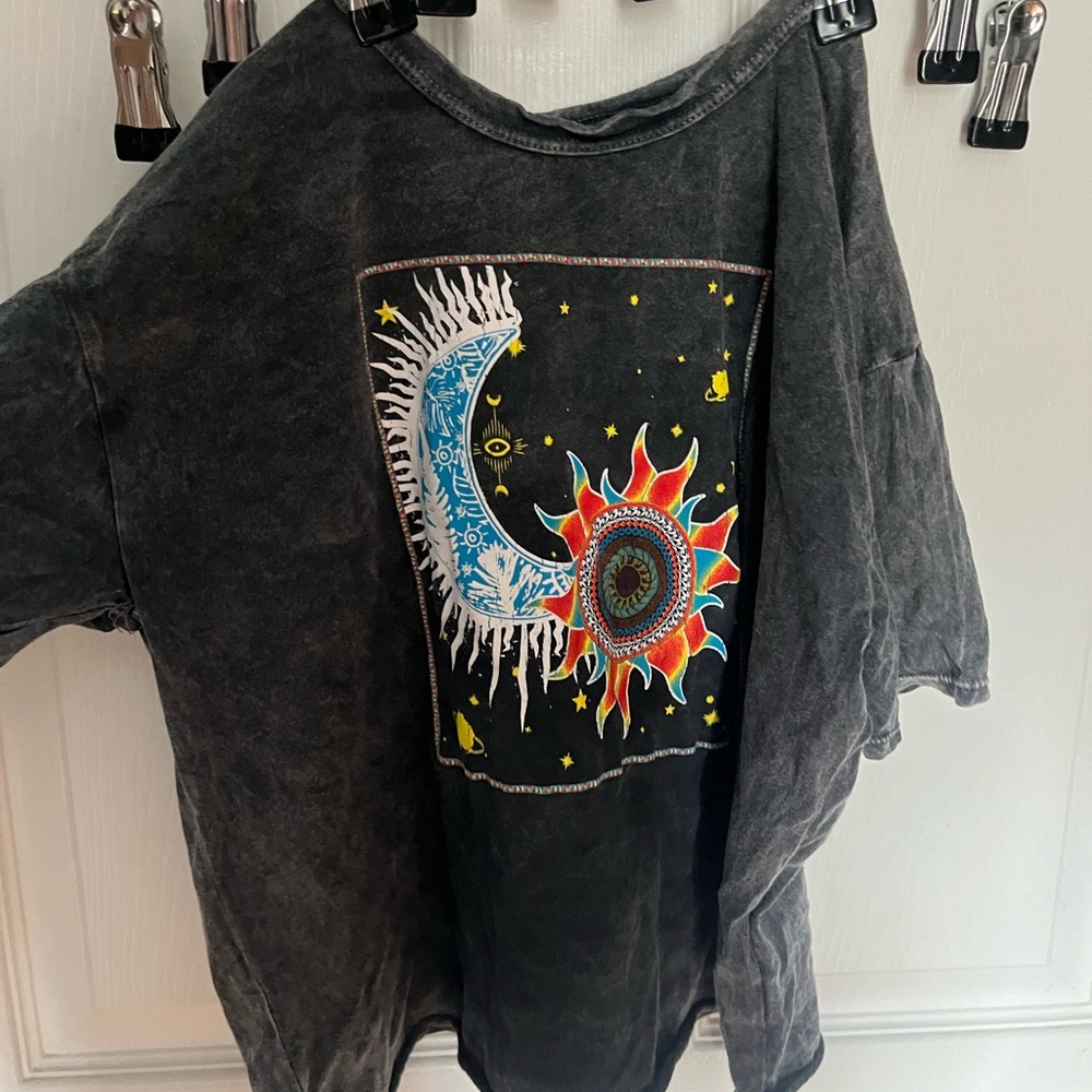 Women’s T-shirts